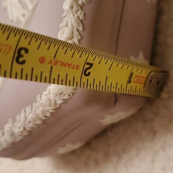 Classic Wedgewood Rare Lilac Color Jasperware Heart Shaped Trinket Box/Lid - Picture 11 of 15